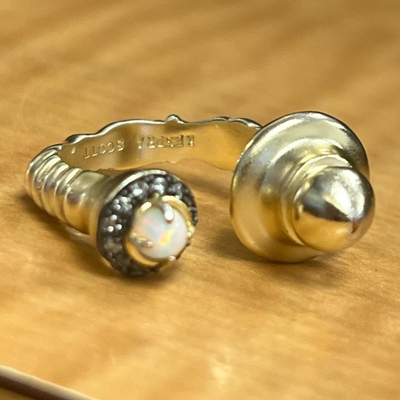 $85 Kendra Scott Branson Open Ring In Gold Tone Size 7 - Picture 2 of 12